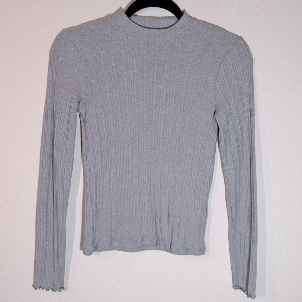 Hollister Ribbed Mock Neck Top Gray